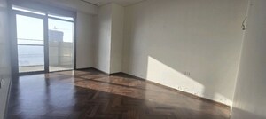 Room in 4 BHK Apartment at Omkar 1973, Worli – for Rent