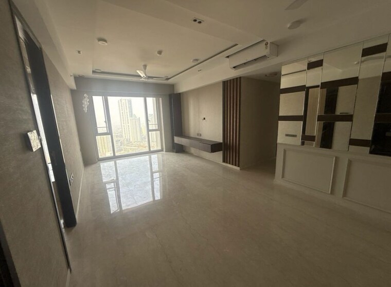 Room, senapati bapat marg 5 Bedroom 2500 Sq.Ft. Apartment In Senapati Bapat Marg Mumbai 10143836