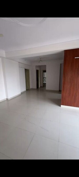 Room in 4 BHK Builder Floor at Indrapuram – for Sale