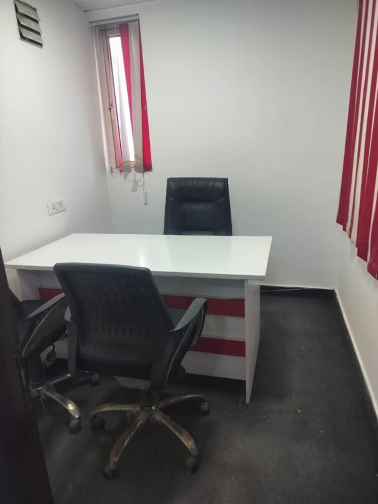 Team Area, sector 3 Commercial Office Space 550 Sq.Ft. In Sector 3 Noida 10143909