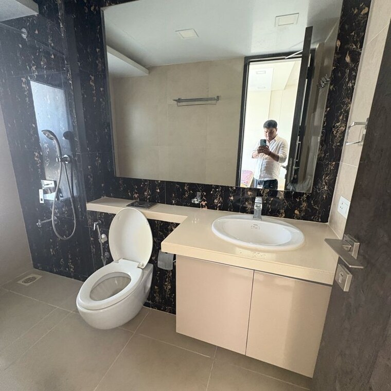 Bathroom, wadhwa-the-address-boulevard 3 Bedroom 1773 Sq.Ft. Apartment In Kurla West Mumbai 10143911