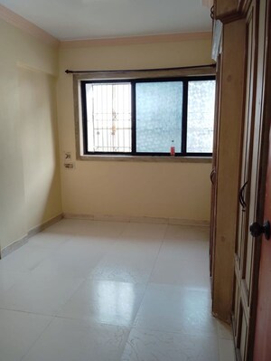 Room in 2 BHK Apartment at Sai Sankul Annexe, Kalyan West – for Rent