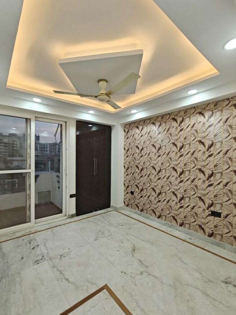 Room, gyan khand ii 3 Bedroom 1500 Sq.Ft. Builder Floor In Gyan Khand ii Ghaziabad 10143916