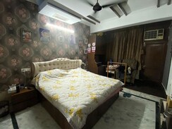 2 BHK + Pooja Room Apartment For Rent in Oasis Green
