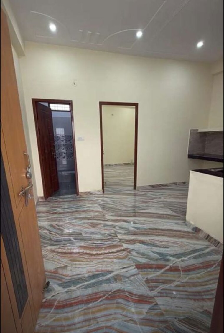 Room, lalbagh 2 Bedroom 800 Sq.Ft. Apartment In Lalbagh Lucknow 10143939