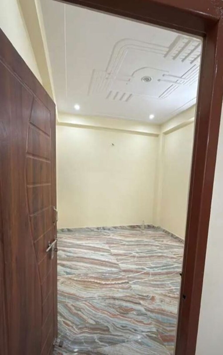Bathroom, lalbagh 2 Bedroom 800 Sq.Ft. Apartment In Lalbagh Lucknow 10143939