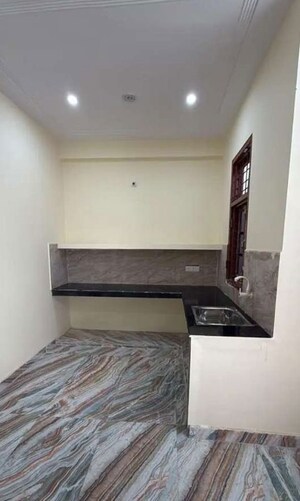 Furnished Amenities in 2 BHK Apartment at Lalbagh – for Rent