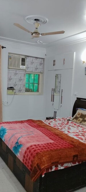Bedroom in 3.5 BHK Apartment at Sector 2 Dwarka – for Rent