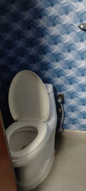 Bathroom in 3.5 BHK Apartment at Sector 2 Dwarka – for Rent