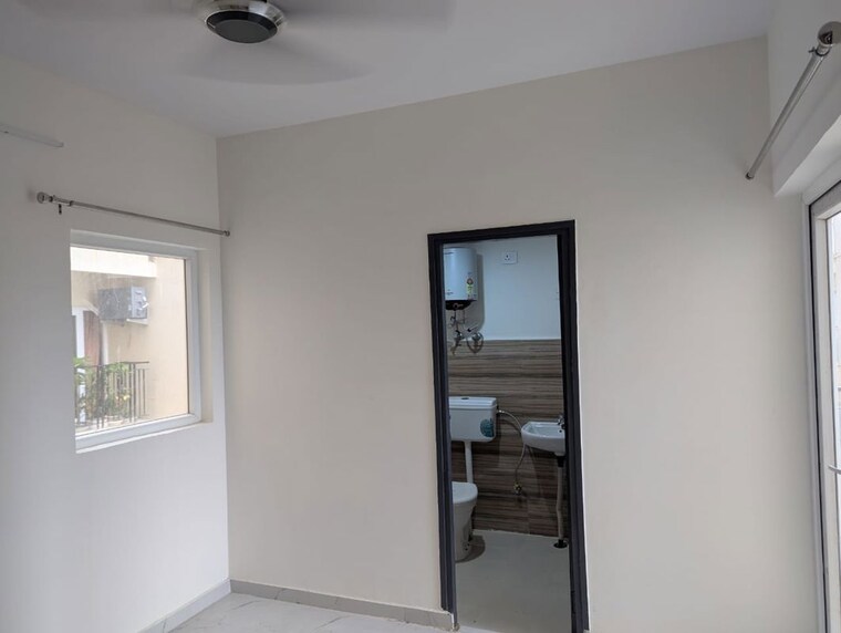 Room, pivotal-paradise 2 Bedroom 657 Sq.Ft. Apartment In Sector 62 Gurgaon 10143960