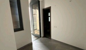 Room in 4 BHK Apartment at M3M Trump Tower, Sector 65 – for Sale