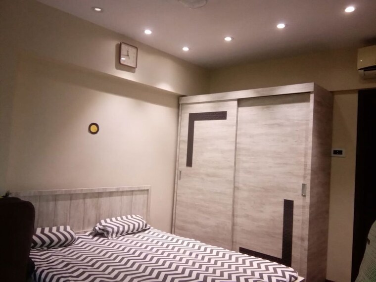 Kitchen, satguru-dhrishti 2.5 Bedroom 1400 Sq.Ft. Apartment In Khar West Mumbai 10143772