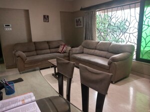 Team Area in 2.5 BHK Apartment at Satguru Dhrishti, Khar West – for Rent