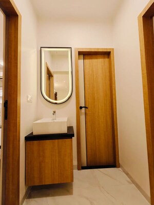 Furnished Amenities in 2 BHK Apartment at Silvanto Apartment, Chembur – for Rent