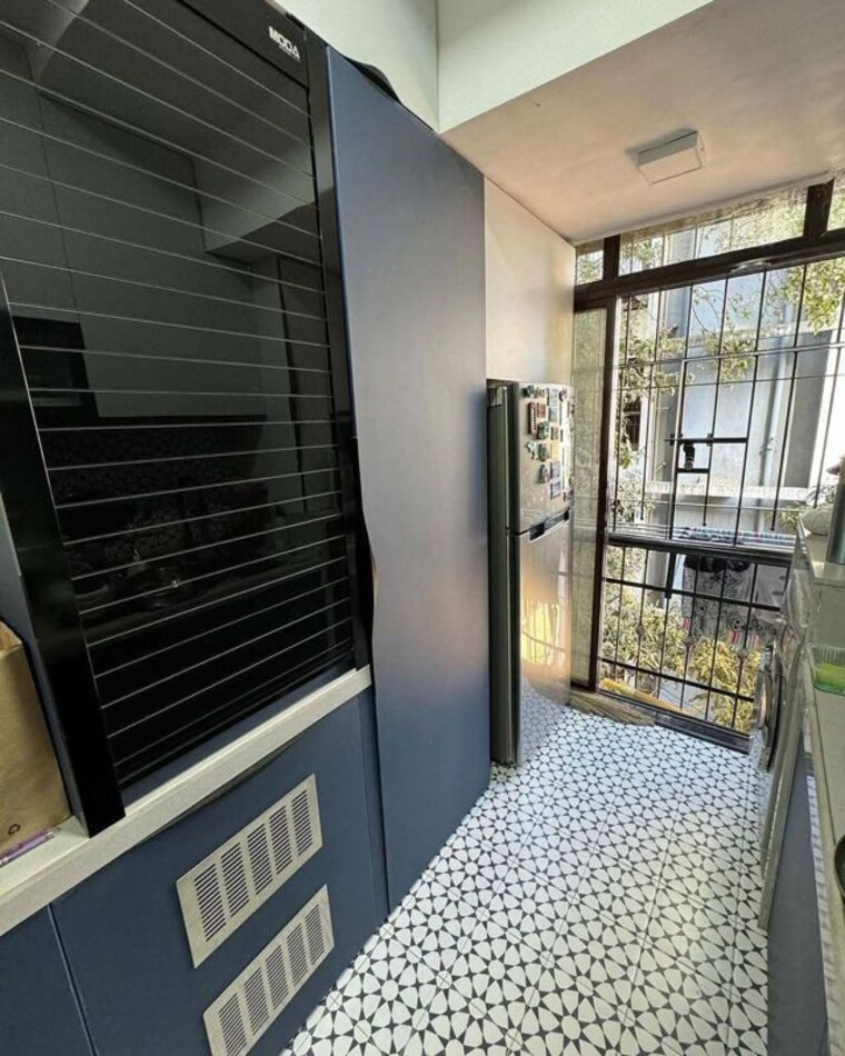 Balcony, deepali-chs 2 Bedroom 753 Sq.Ft. Apartment In Andheri West Mumbai 10144021