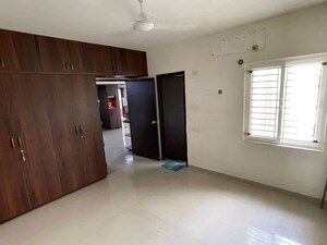 Room in 3 BHK Apartment at ND Sepal, Hsr Layout – for Rent