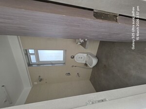Bathroom in 3.5 BHK Apartment at Shreenathji Celestial Heights, Malad West – for Sale