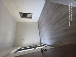 Room in 2 BHK Apartment at Sheth Auris Serenity Tower 2, Malad West – for Sale