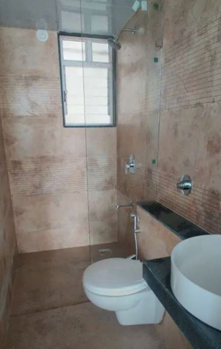 Bathroom, kharadi 2 Bedroom 775 Sq.Ft. Apartment In Kharadi Pune 10122099