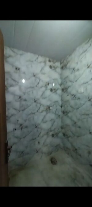 Room in 2 BHK Builder Floor at Indrapuram – for Sale