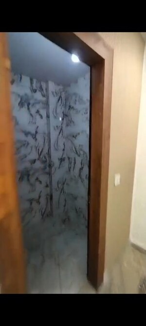 Room in 2 BHK Builder Floor at Indrapuram – for Sale