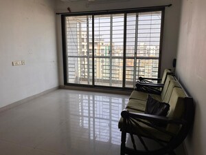 Room in 2 BHK Apartment at Reliable Balaji Heights, Nerul – for Rent