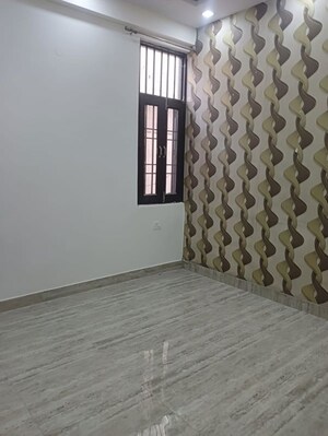 Room in 2 BHK Builder Floor at Vasundhara Sector 17 – for Sale