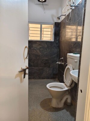 Bathroom in 2 BHK Apartment at Halasuru – for Rent