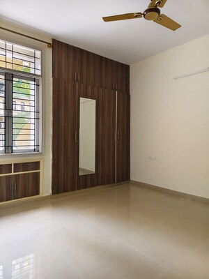 2 BHK Apartment For Rent in Halasuru