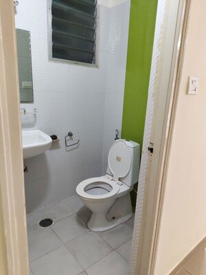 Bathroom in 2 BHK Apartment at Halasuru – for Rent