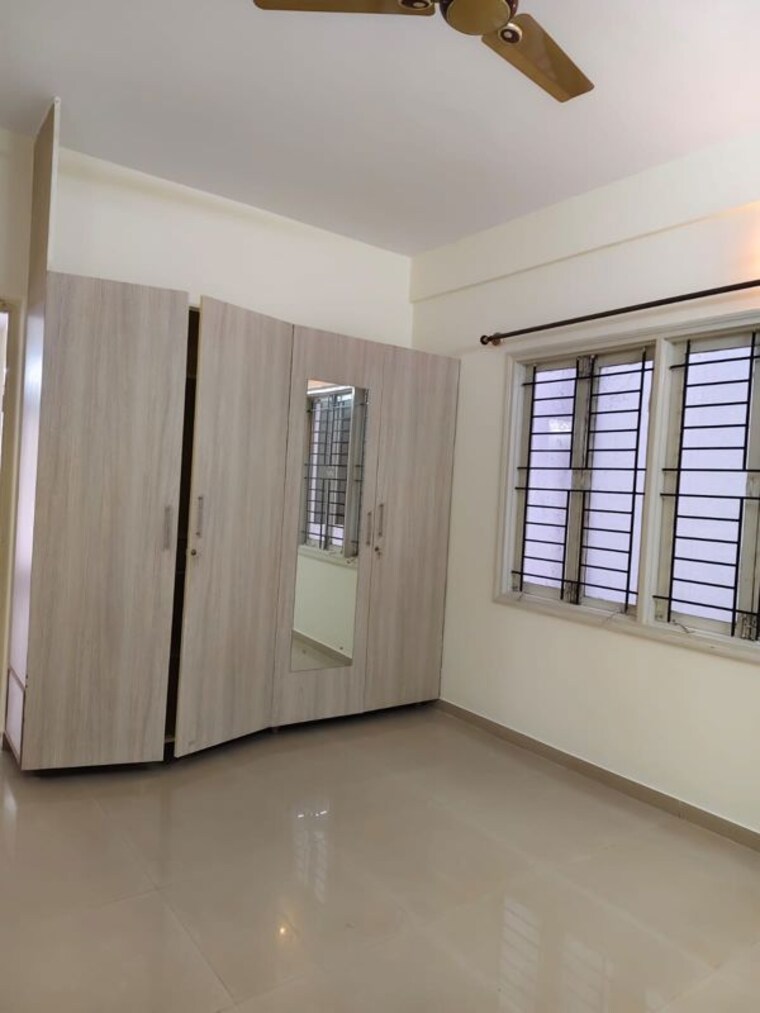 Room, halasuru 2 Bedroom 1200 Sq.Ft. Apartment In Halasuru Bangalore 10144122