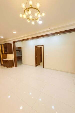 Room in 4 BHK Apartment at Prestige Beverly Hills, Kokapet – for Rent