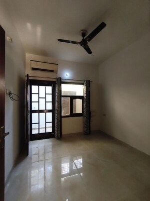 Room in 2 BHK Villa at Vision Homes Ghazipur, Ghazipur – for Rent