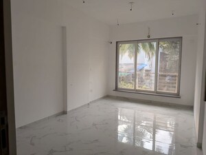 Room in 2 BHK Apartment at Jain Shree Pandurang Gore Complex, Goregaon East – for Rent