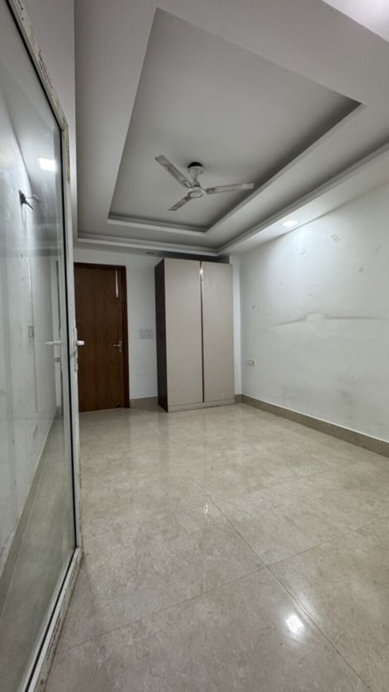 Room, risland-sky-mansion 3 Bedroom 1250 Sq.Ft. Apartment In Chattarpur Delhi 10144150