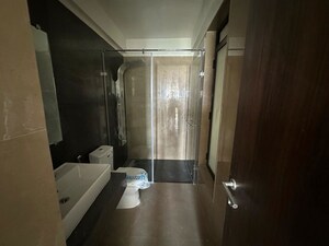 Building Lobby in 3 BHK Apartment at Kalpataru Magnus, Bandra East – for Rent