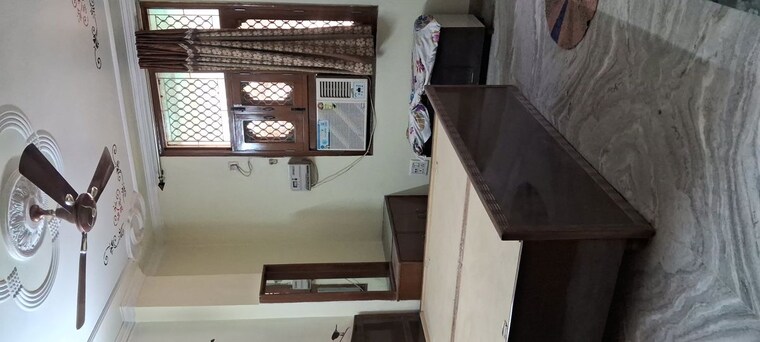 Room, sarita vihar 2 Bedroom 900 Sq.Ft. Apartment In Sarita Vihar Delhi 10144161