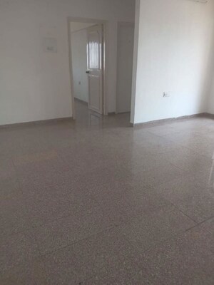 Room in 2 BHK Apartment at Velentine Tower, Goregaon East – for Rent