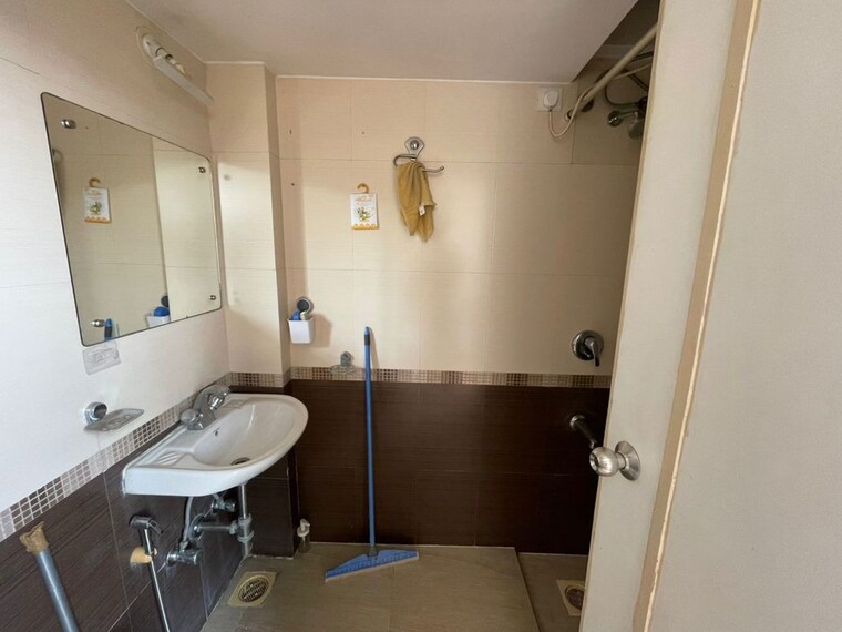Team Area, kohinoor-city-phase-i 4 Bedroom 1750 Sq.Ft. Apartment In Kurla Mumbai 10144163