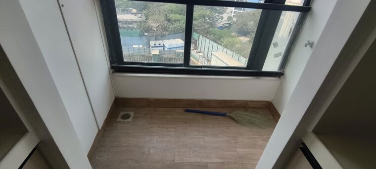 Balcony, kalpataru-magnus 3 Bedroom 1180 Sq.Ft. Apartment In Bandra East Mumbai 10144177