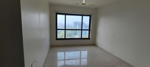 Room in 3 BHK Apartment at Kalpataru Magnus, Bandra East – for Rent
