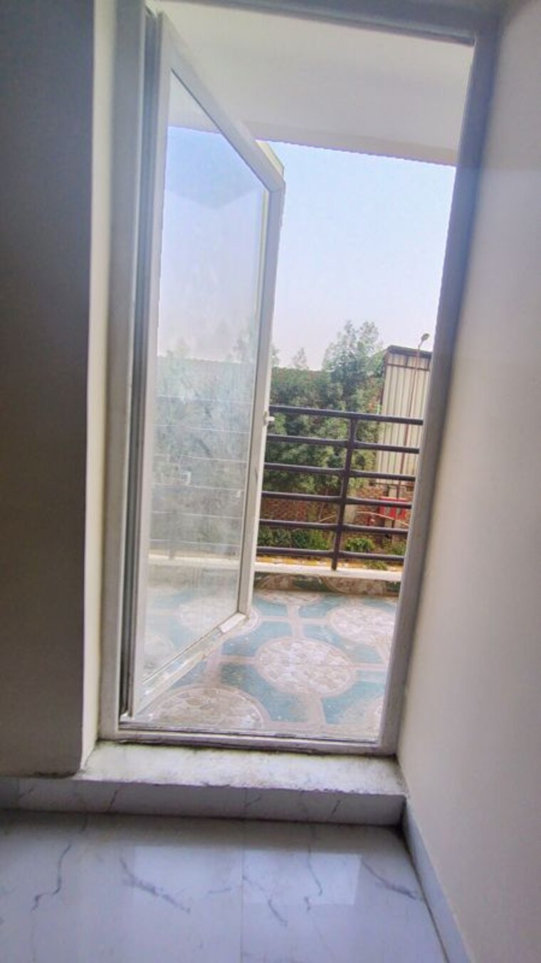 Balcony, pivotal-paradise 3 Bedroom 716 Sq.Ft. Apartment In Sector 62 Gurgaon 10144183