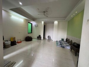 Living Room in 4 BHK Apartment at Unitech The Close North, Sector 50 – for Sale