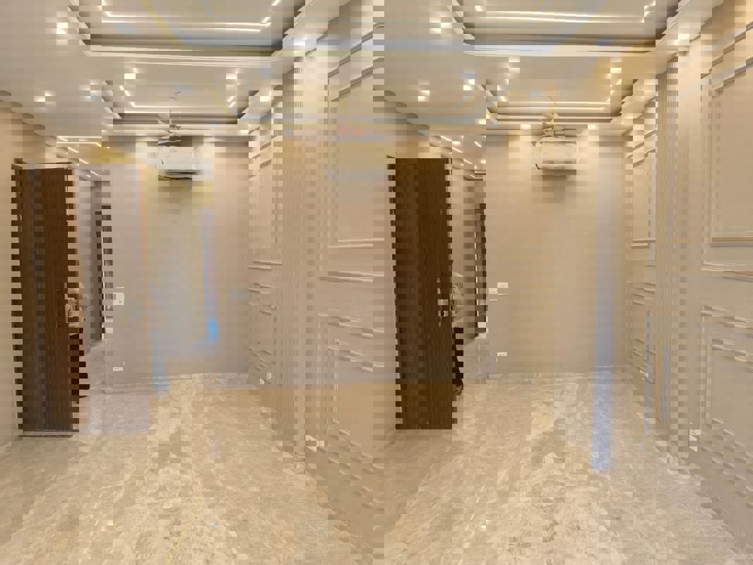 3 BHK + Servant Room 2806 Sq.Ft. Apartment in Unitech The World Spa