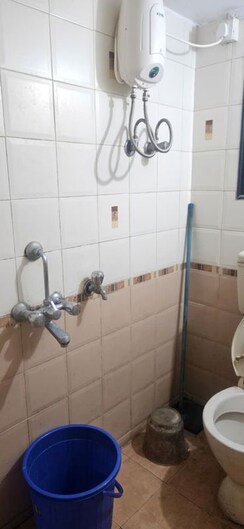 2 BHK + Pooja Room,Servant Room,Study Room,Extra Room Apartment For Rent in Kakad Estate Worli