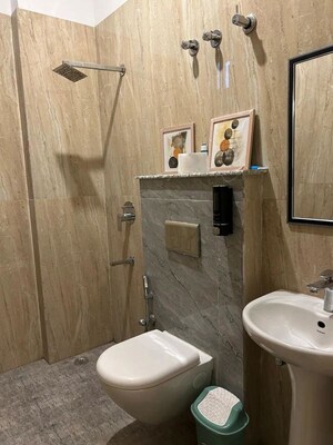 Bathroom in 6 BHK Villa at Malsi – for Rent