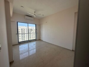 Room in 3 BHK Apartment at Adani Ten BKC, Bandra East – for Rent