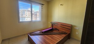 Bedroom in 2 BHK Apartment at Prestige Lakeside Habitat, Varthur – for Rent