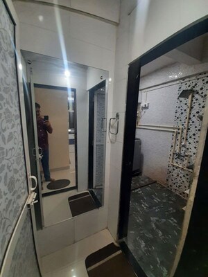 1 BHK Apartment – Entrance View at Haware Grand Edifice, Malad East - for Sale