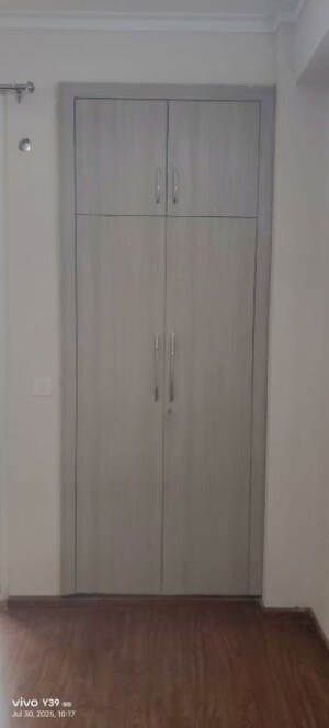 Furnished Amenities in 3 BHK Apartment at Amrapali Golf Homes, Sector 4 Greater Noida – for Rent